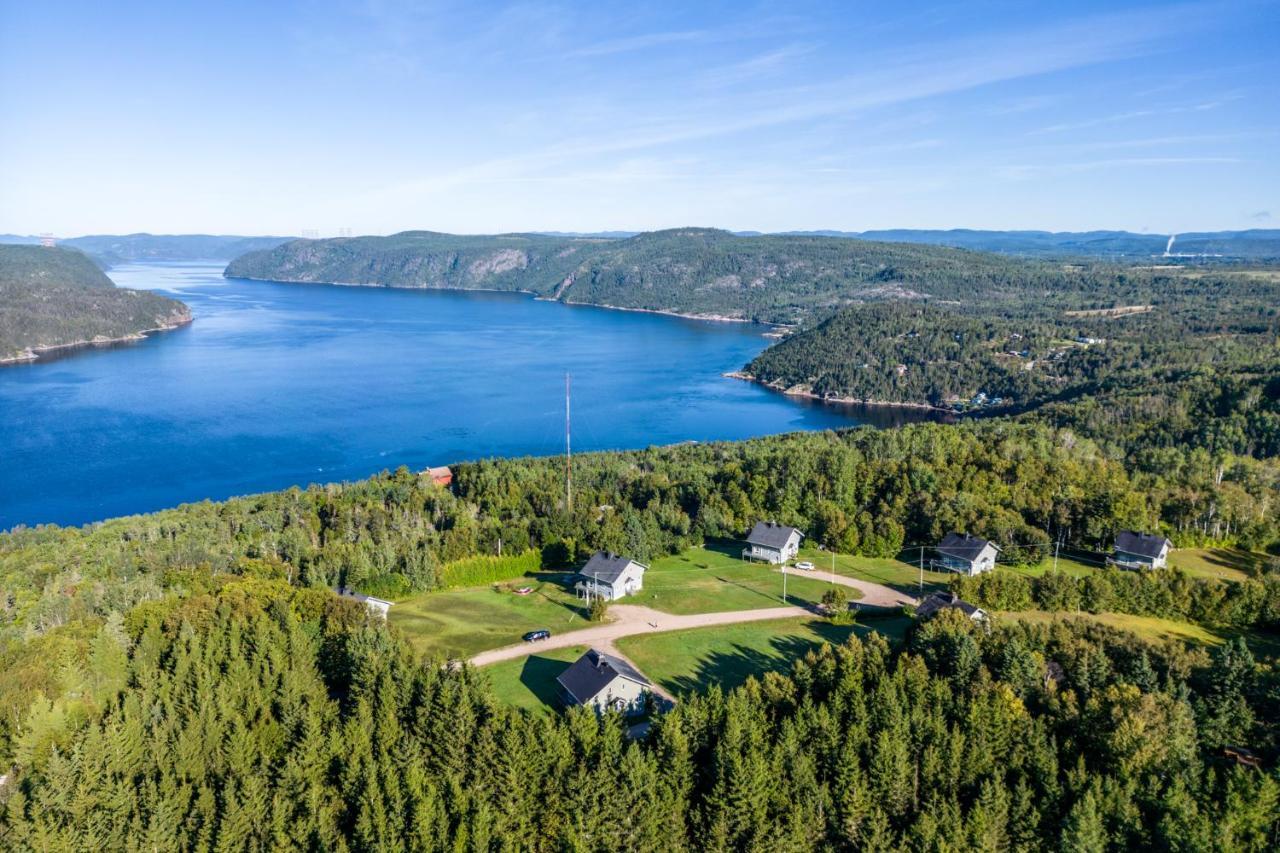 Montfjord - Chalets, Spa Et Vue - Chantafjord #2 Sacre-Coeur 外观 照片
