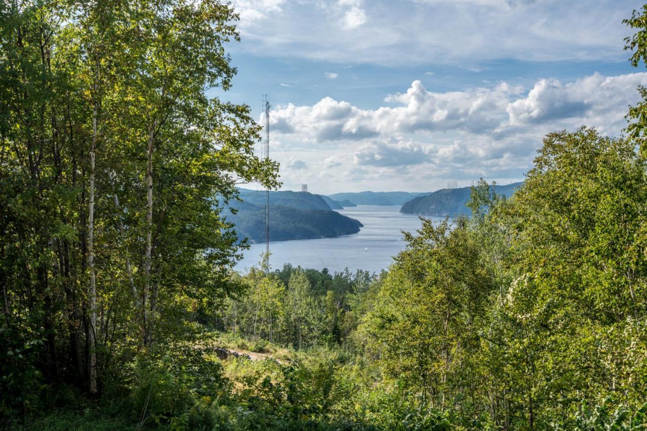 Montfjord - Chalets, Spa Et Vue - Chantafjord #2 Sacre-Coeur 外观 照片